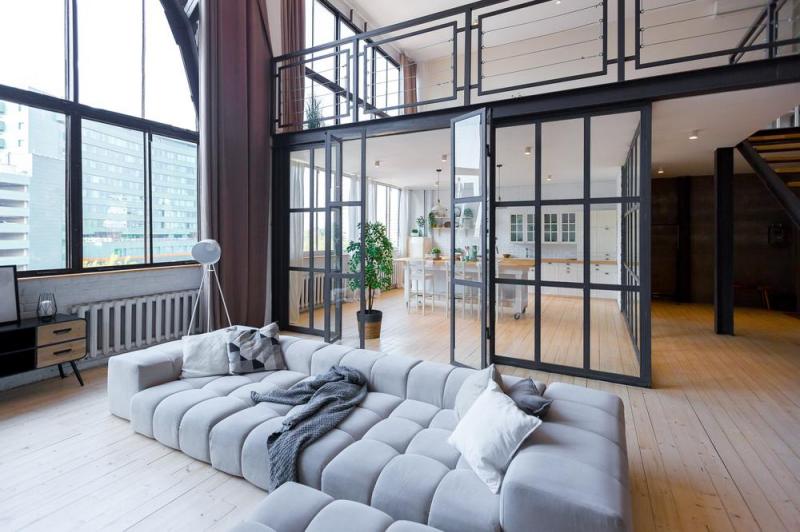 Menuiserie style atelier : comment cr&eacute;er un espace lumineux et design