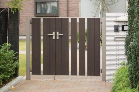 Pourquoi automatiser vos fermetures pour un confort quotidien ?